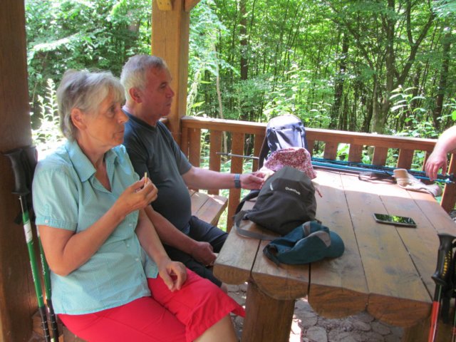 img_9643.jpg
